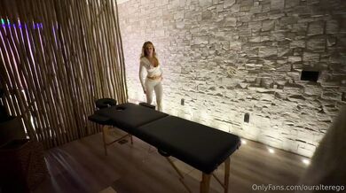 Rebecca Mcleod, Hot Blonde Babe Fucking Her Masseur Stud Onlyfans Video Leaked