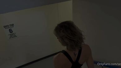 Serenity Cox, Hot Wife Sucking Off Her Husband In The Public Staircase Onlyfans Video Leaked
