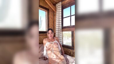 Sara Underwood, Cumming With A Vibrator In The Cabins Onlyfans Video Leaked