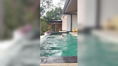 Megan Mccarthy, Thick Babe Sucking Bwc By The Pool Onlyfans Video Leaked
