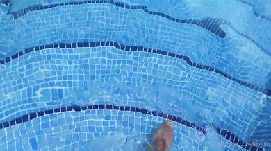 Leolulu, Sex By The Pool With A Swinger Friend Onlyfans Video Leaked