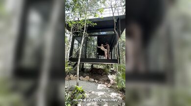 Izzy Swallows, Fucking A Bbc Black Stud In A Glass Houes Onlyfans Video Leaked