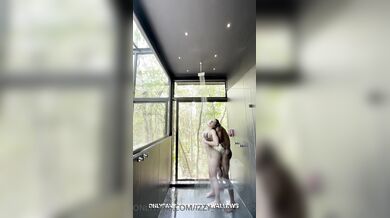 Izzy Swallows, Fucking A Bbc Black Stud In A Glass Houes Onlyfans Video Leaked