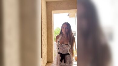 Skylarmaexo, Hot Maid Cleans Your House And Your Balls Onlyfans Video Leaked