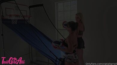 Riley Jacobs, Tallgirlalli, Jodie Johnson, Bigdicknick, Two Free-Use Hotwives Gets Drilled By Lucky Husband Onlyfans Video Leaked