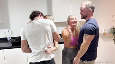 Maddieandjack, Jemanddaz, Two Daring Swinger Couples Swapping Partners In The Kitchen Onlyfans Video Leaked