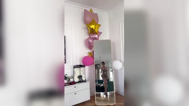 Gloria Sol, Teasing Her Fishnet Dress In The Mirror Onlyfans Video Leaked