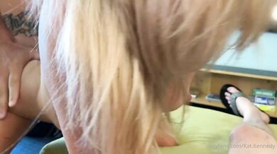 Kat.Kennedy, Getting Fucked By Stud While Holding On To Hubby Onlyfans Video Leaked