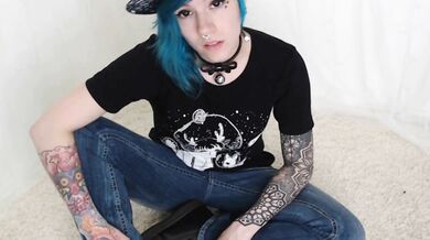 Miss Mao, Tom Boy In Jeans Fucking A Clear Dildo Onlyfans Video Leaked