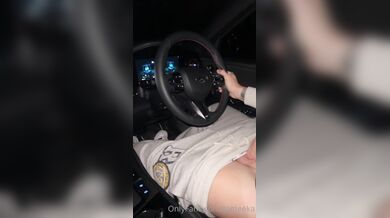 Tameeka, Jerking And Sucking A Young Studs Cock In The Car Onlyfans Video Leaked