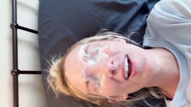Cosmic Starlight, Getting A Cumshot In The Eye Onlyfans Video Leaked