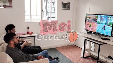 Mei Cornejo, Horny Step-Sister Fucking Friend While They Game In The Living Room Onlyfans Video Leaked