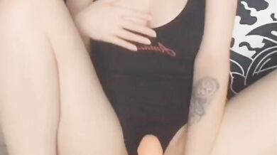 Wychbaebi, Titty Tease And Dildo Fucking On Livestream Onlyfans Video Leaked