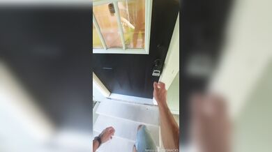 Txsnacks, Masked Hot Wife Fucking A Stud In The Kitchen Onlyfans Video Leaked