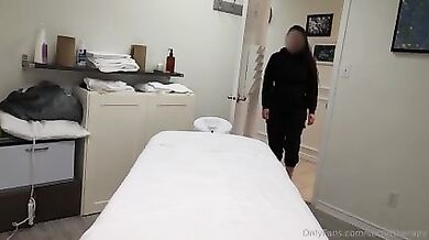 SecretTherapy, Emma, Thicc MILF Visits Her Sex Therapist To Release Some Stress Onlyfans Video Leaked
