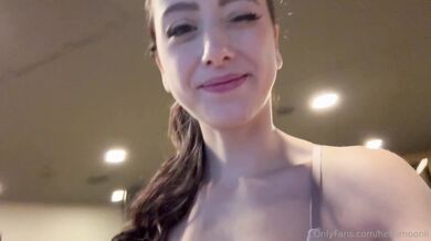 Hellolimoon, French Babe Vacation Footjob Feet Fetish Onlyfans Video Leaked