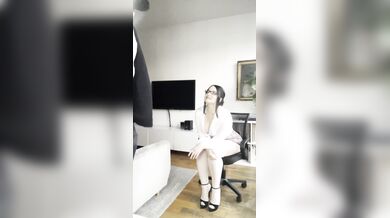 Lilianette, Thick White Secretary Gets Fucked By Black Boss Onlyfans Video Leaked