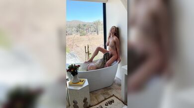 Bentlee, Princess_Bb_Girl, Two Hot Blonde Lesbian Sluts Licking In The Bathtub Onlyfans Video Leaked