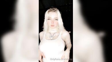 Vikkzy, Blonde Norwegian Babe Dropping Her Naked Tits Onlyfans Video Leaked