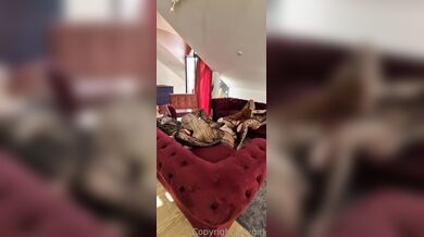 Ellygirl, Four Lesbian Sluts Cunnilingus Play On The Couch Onlyfans Video Leaked