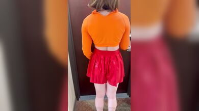 RavenHairedVixen / Lipsthatgrip / Mrspeachperfect × JackDieselBBC -Cosplay as velma