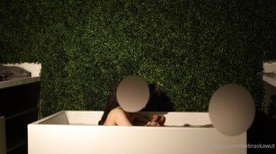 Nebraskawut, Sucking And Fucking Her Boyfriend In The Bathtub Onlyfans Video Leaked