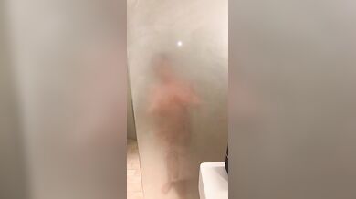Megan Holst, Thick Swedish Babe Naked Teasing In The Shower Onlyfans Video Leaked