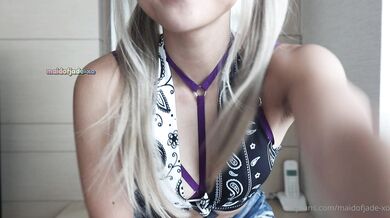 Madeofjade-Xo, Riding A Veiny Dildo In Bedroom Onlyfans Video Leaked