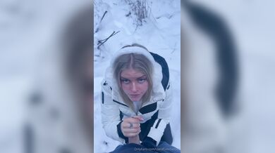 Uwucutedemon, Swedish Babe Sucking Cock In The Snow Onlyfans Video Leaked