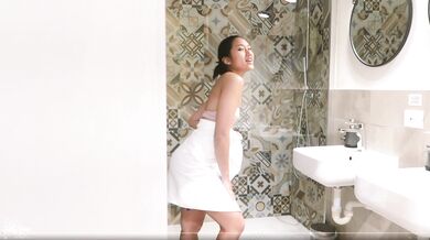 Sally Jane, May Thai, Interracial Lesbian Strapon Fucking In The Hotel Onlyfans Video Leaked