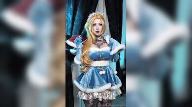 Ravengriim, Thick Snow Princess Teasing Her Hot Body Onlyfans Video Leaked