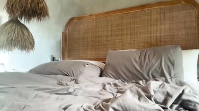 Blondemauigirl, Applying Lotion On Her Hot Body Onlyfans Video Leaked