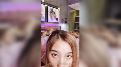 Irisadamsone, Asian Chick Spreading Her Asshole And Pussy Onlyfans Video Leaked