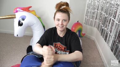 Haylee_Love, Sucking And Jerking Cock For A Cumshot On Tits Onlyfans Video Leaked