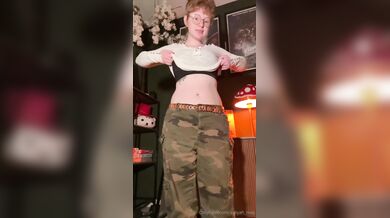 Aaliyah May, Striptease From Her Army Outfit Onlyfans Video Leaked