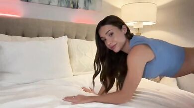 Blondemauigirl, Grinding Her Soaked Pussy On A Pillow In Sexy Panties Until She Cums