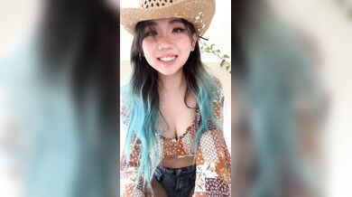 Harriet Sugarcookie, Hot Asian Chick Banging Her Hairy Pussy On A Fat Dildo Until She Cums