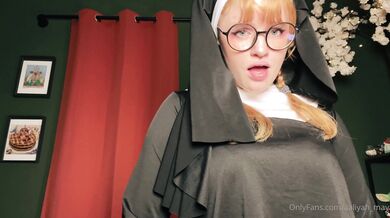 Aaliyah May, Horny Glasses Nun Vibrating Her Pussy Onlyfans Video Leaked