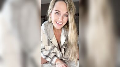 Miranda Marie, Blonde Milf Fucking A Huge White Dildo Onlyfans Video Leaked