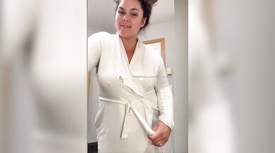 Oh.You.Know.Tay, Bbw Babe Striptease In The Mirror Onlyfans Video Leaked