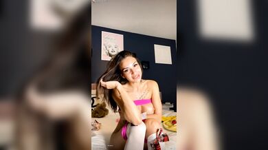 Badbabysitter, Pussy Rubbing Masturbation On Livestream Onlyfans Video Leaked