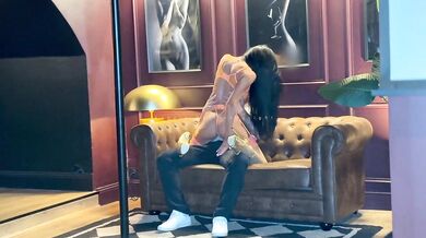 Angela Doll, Fit French Slut Fucking A Bwc On The Leather Couch Onlyfans Video Leaked