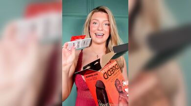 Alva Sjoberg, Blonde Babe Playing With A Huge Black Dildo Onlyfans Video Leaked