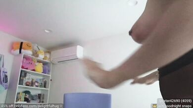 Delightfulhug, Drinking Soju And Dildo Play On Livestream Onlyfans Video Leaked