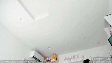 Delightfulhug, Oiling Up Her Hot Body And Dildo Masturbation Onlyfans Video Leaked