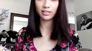 Delightfulhug, Creaming On Her Dildo During Her Camshow Onlyfans Video Leaked