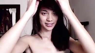 Delightfulhug, Spreading Her Pussy Early In The Morning Onlyfans Video Leaked