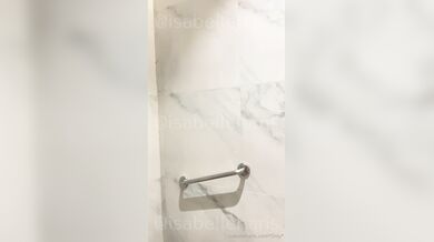 Isabelle Haris, Asian Girl Showering Her Wet Body Onlyfans Video Leaked