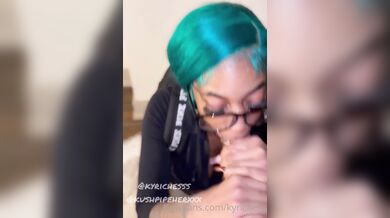 Kyrichess, Ebony Chick With Blue Hair Sucking Cock Onlyfans Video Leaked