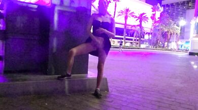 Nicole Niagara, Exhibitionist Masturbation Around Town With Stranger Audience Onlyfans Video Leaked